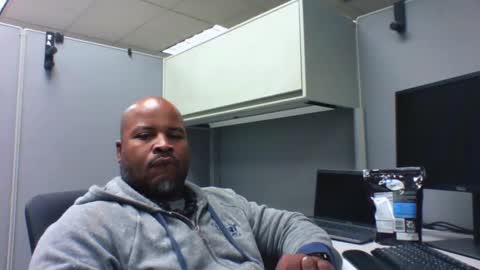 Snapshot of guidedhandstech chatting on February 2025 07:53:02 PM guidedhandstech online show from February 2025 07:53:02 PM