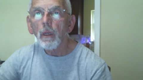 Snapshot of gulfcoast1952 chatting on December 2024 08:29:01 PM Roy online show from December 2024 08:29:01 PM