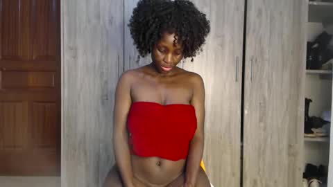 Miss Incredible online show from December 2024 12:02:02 AM