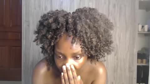 Miss Incredible online show from January 2025 11:17:02 PM