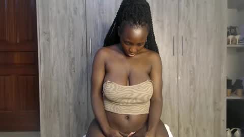 Miss Incredible online show from February 2025 10:47:02 PM