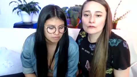 Snapshot of gumball_room chatting on February 2025 09:22:01 PM Vane blonde and Hazell black hair online show from February 2025 09:22:01 PM