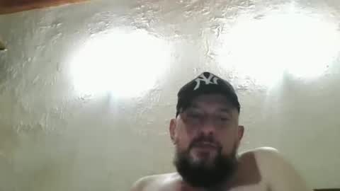 gustavo1350 online show from November 2025 12:24:01 AM