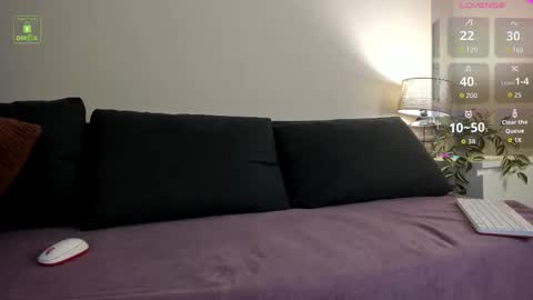 Buddy online show from December 2025 12:32:01 PM