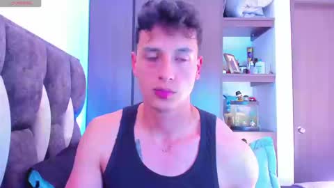 Snapshot of guy_twinks chatting on September 2025 03:55:02 AM Gabriel online show from September 2025 03:55:02 AM