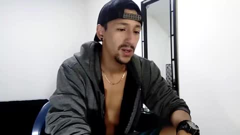 Snapshot of guykarim chatting on December 2024 08:16:01 AM karim online show from December 2024 08:16:01 AM