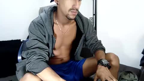 Snapshot of guykarim chatting on January 2025 10:55:02 AM karim online show from January 2025 10:55:02 AM