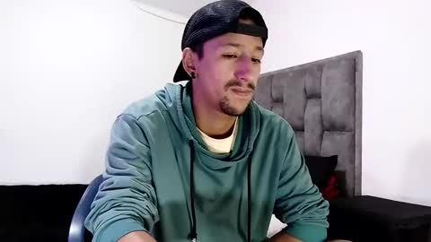 Snapshot of guykarim chatting on February 2025 11:10:02 AM karim online show from February 2025 11:10:02 AM