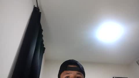 Snapshot of guykarim chatting on May 2026 02:17:02 AM karim online show from May 2026 02:17:02 AM