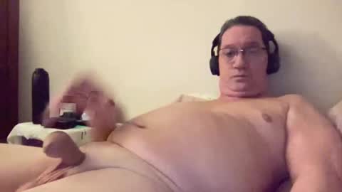 Snapshot of gwashere4u chatting on January 2025 03:53:02 AM gwashere4u online show from January 2025 03:53:02 AM