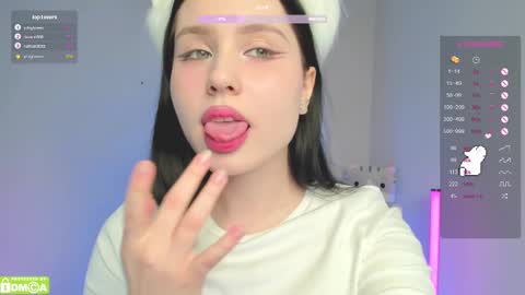 Snapshot of gylaxie chatting on February 2025 12:15:02 PM online show from February 2025 12:15:02 PM