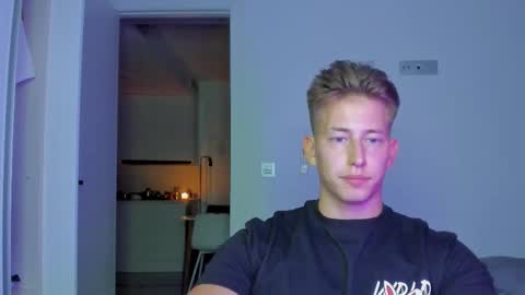 Oliver online show from December 2025 10:38:01 PM