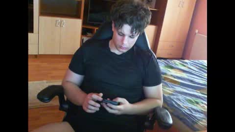 gymguy0505 online show from February 2026 01:30:02 PM