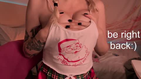 Lana online show from January 2025 08:10:01 PM