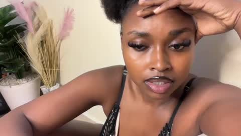 Snapshot of h_o_t_goddess chatting on June 2026 05:56:02 AM h_o_t_goddess online show from June 2026 05:56:02 AM