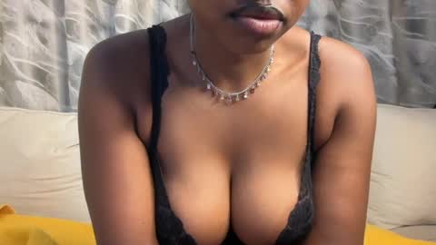 Snapshot of h_o_t_goddess chatting on July 2026 03:52:01 AM h_o_t_goddess online show from July 2026 03:52:01 AM