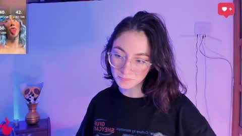 haanna_thompsoon online show from December 2024 07:29:02 AM