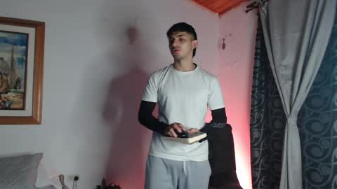 HADEZ online show from October 2025 01:44:02 AM