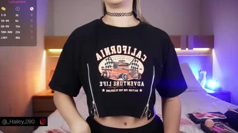 Snapshot of hailey_09 chatting on November 2025 03:47:01 PM Hailey online show from November 2025 03:47:01 PM