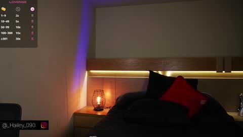 Snapshot of hailey_09 chatting on January 2026 07:11:01 PM Hailey online show from January 2026 07:11:01 PM