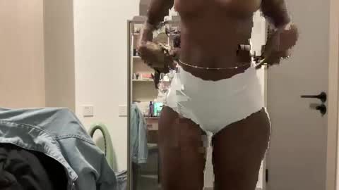 hailey_26 online show from January 2026 10:48:02 PM