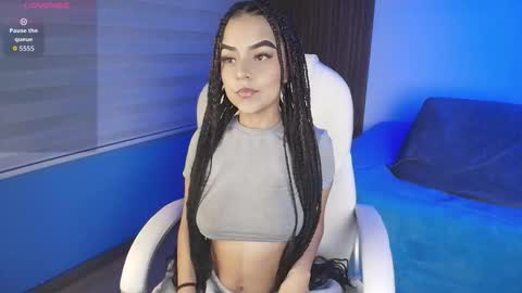Snapshot of hailey_brie chatting on September 2025 11:43:02 AM Hailey online show from September 2025 11:43:02 AM