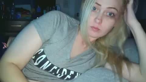 Hailey and d online show from November 2025 04:58:02 AM