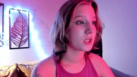 Hailey online show from November 2025 09:35:01 AM