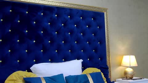 Hailey online show from January 2025 04:33:02 AM