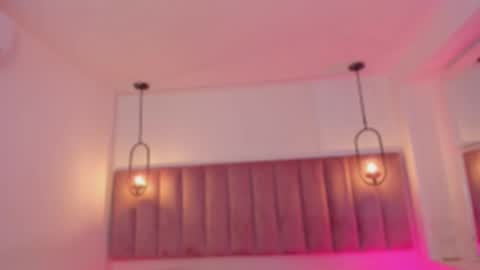 Haily online show from November 2025 08:00:01 PM