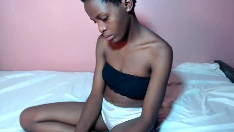 Snapshot of hairlyebony chatting on March 2026 06:12:02 PM hairlyebony online show from March 2026 06:12:02 PM