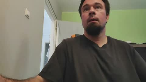 Snapshot of hairy_guy007 chatting on June 2026 07:11:01 AM hairy_guy007 online show from June 2026 07:11:01 AM