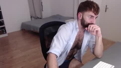 Snapshot of hairy_superman chatting on October 2025 10:10:01 PM hairy_superman online show from October 2025 10:10:01 PM