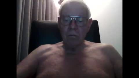 hairylover461681298 online show from September 2025 09:15:02 PM