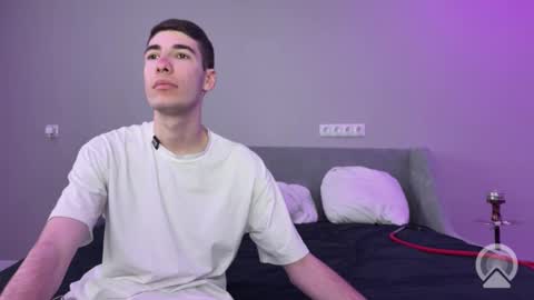 Davis and James online show from December 2025 10:45:02 AM