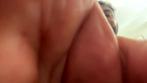 halebb online show from December 2025 03:58:02 AM