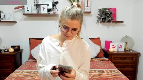 Snapshot of haleyreedme chatting on October 2025 09:40:01 AM Haley online show from October 2025 09:40:01 AM