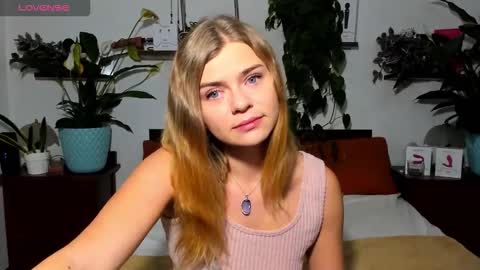 Snapshot of haleyreedme chatting on November 2025 08:27:01 AM Haley online show from November 2025 08:27:01 AM