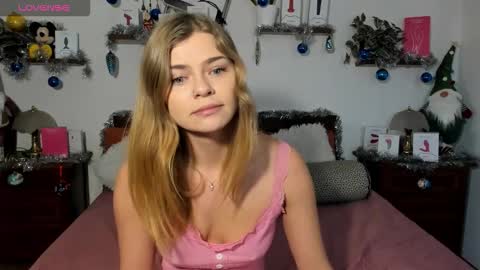 Snapshot of haleyreedme chatting on December 2025 08:42:02 AM Haley online show from December 2025 08:42:02 AM