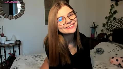 Snapshot of haleyreedme chatting on February 2026 08:19:02 AM Haley online show from February 2026 08:19:02 AM