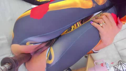 Snapshot of halie728 chatting on November 2025 01:50:01 AM Halie online show from November 2025 01:50:01 AM