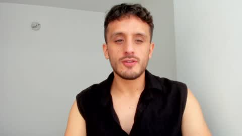 Snapshot of halle_1 chatting on June 2026 07:12:02 PM halle_1 online show from June 2026 07:12:02 PM