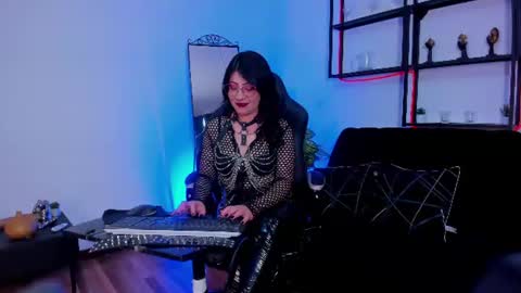 Snapshot of halley_ravenn chatting on July 2026 09:08:02 PM halley_ravenn online show from July 2026 09:08:02 PM