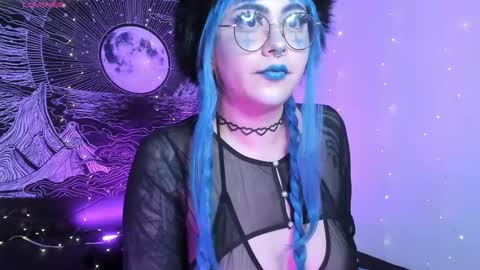 Snapshot of hallucigenia_sparza chatting on October 2025 09:24:02 PM Hallu online show from October 2025 09:24:02 PM