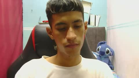 Snapshot of hamcummboy20 chatting on May 2026 06:02:01 PM hamcummboy20 online show from May 2026 06:02:01 PM