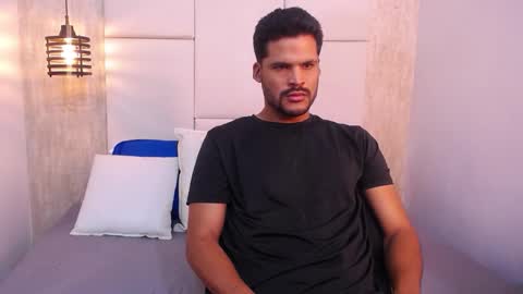 Hamilton online show from November 2025 08:08:01 PM