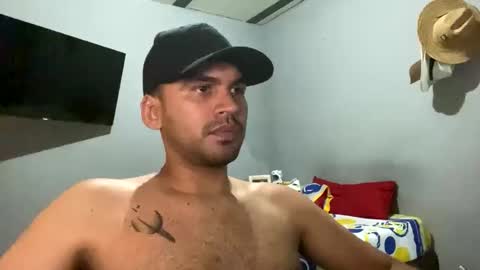 hamiltong12 online show from October 2025 02:45:02 AM