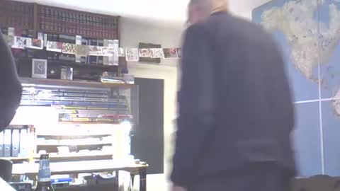 Prefer men 80 online show from February 2025 09:59:02 PM