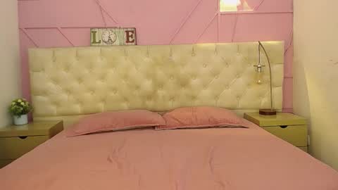 Hamvanessa  online show from March 2026 12:22:02 PM