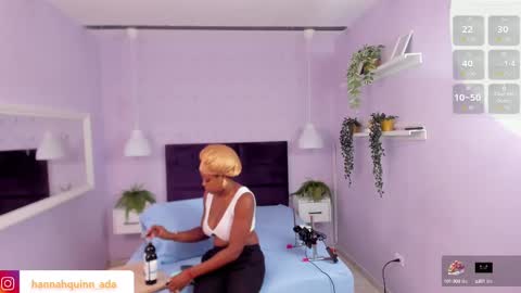 hanaahquinn online show from October 2025 11:40:02 AM